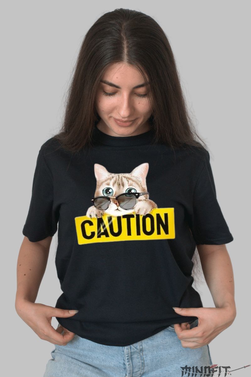 Tricou Dama cu Pisici "Caution" dama negru fata