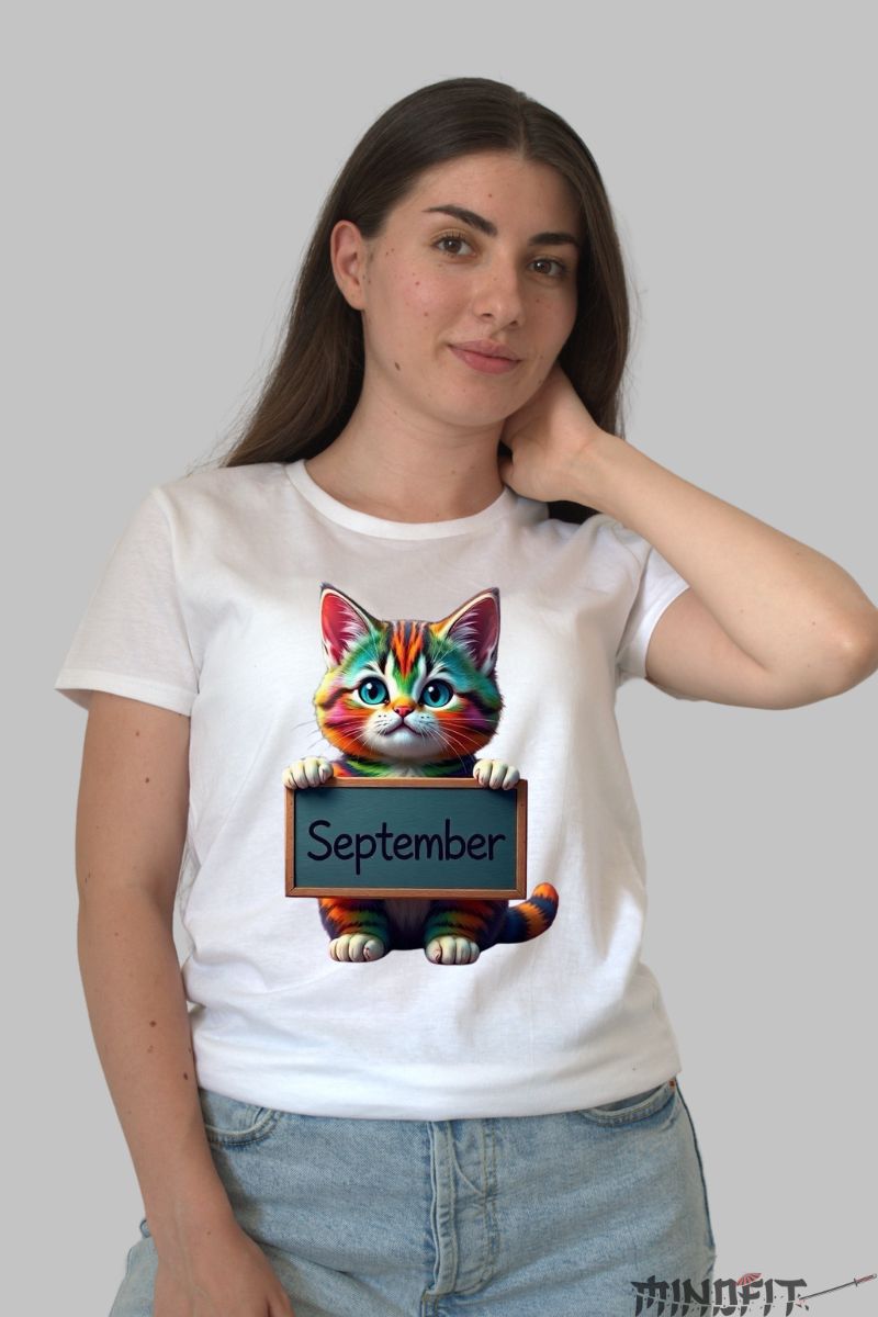 Tricou cu Pisica Multicolora "September" dama alb fata