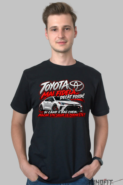 Tricou amuzant barbat negru cu Toyota alba si text haios despre fosta iubita