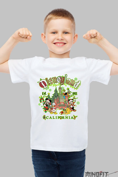 Tricou Craciun Disneyland California - Castelul Fermecat si Prietenii Veseli baiat alb